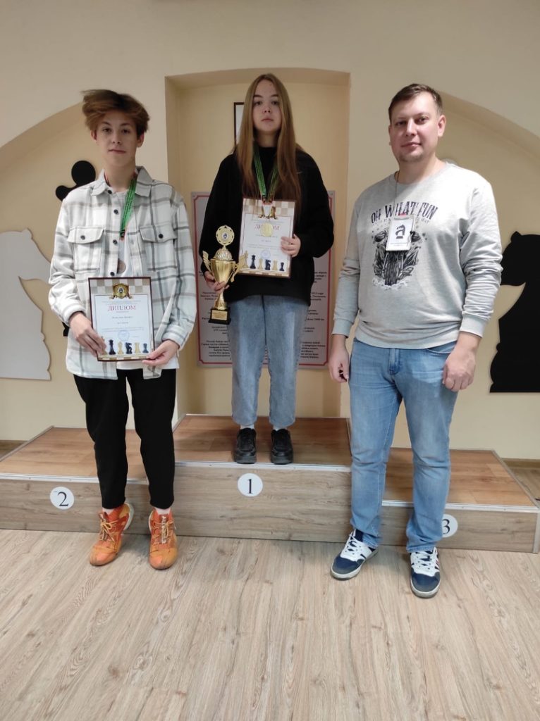 По итогам первенств Сибирского Федерального округа по шахматам копилка Шахматного центра ЦДТ «Факел» пополнилась пятью медалями